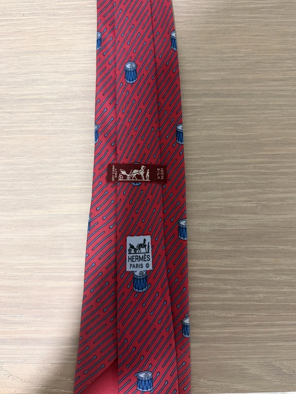 Hermès Paris 100% Silk Tie Red Blue Drum Motif Novelty Print Made in France